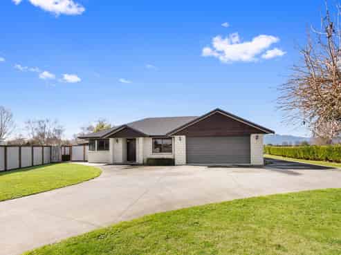30 Ngutumanga Road, Waihou