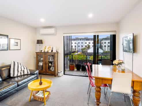 104/142 Leinster Road, Merivale