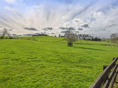 105 Willis Road, Ngahinapouri