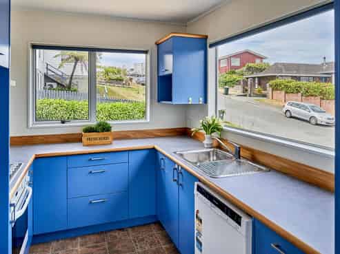 35A Penryn Drive, Mana