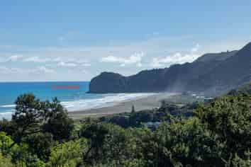 19 Rayner Road, Piha