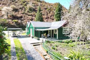  10 Ramsay Street, Reefton