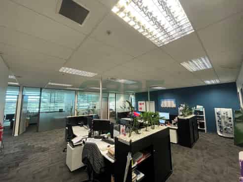 CBRE - Highbrook Business Park Office