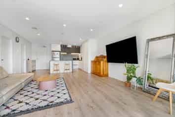 220/3 Kaipiho Lane, Albany