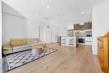 220/3 Kaipiho Lane, Albany