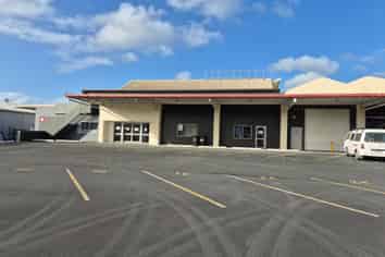 Warehouse, Office and Showroom