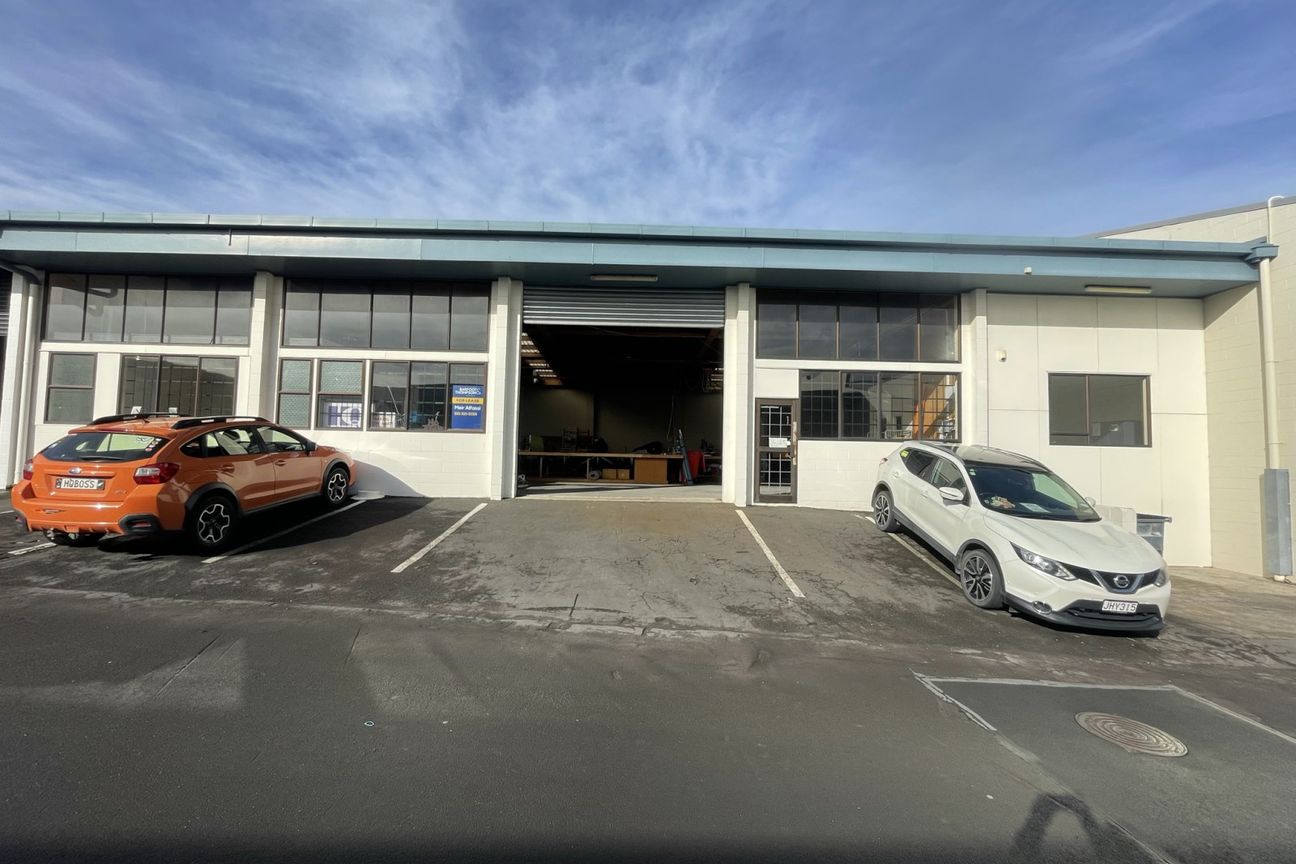 Well Presented Avondale Industrial - Fler