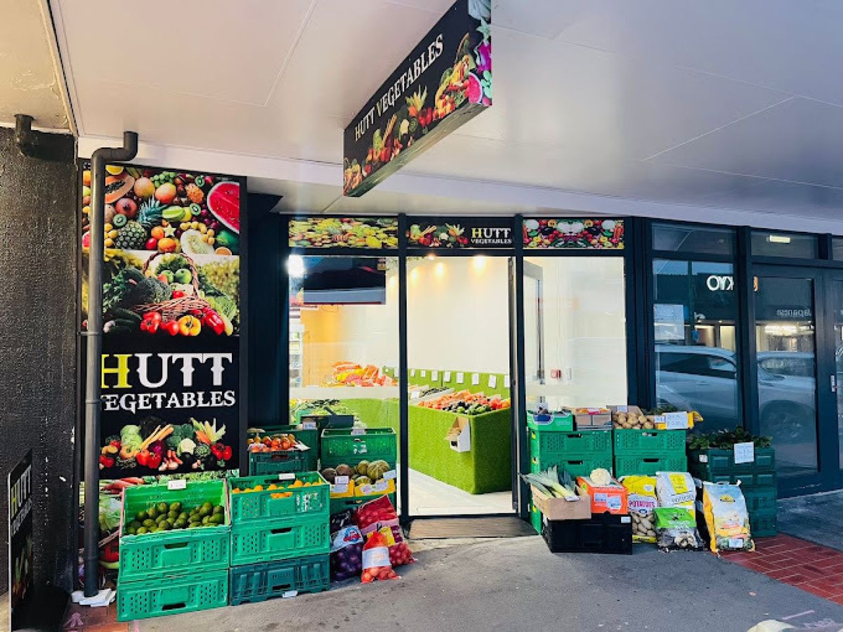 FOR SALE OR LEASE - Retail showroom or Offices - Ansicht 2