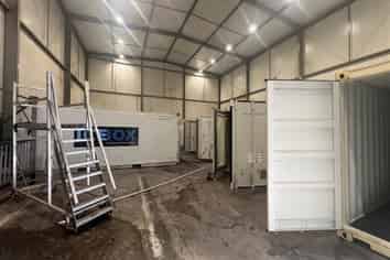 High Stud Warehouse And Large Yard