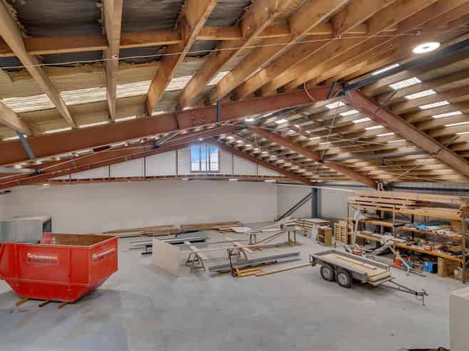 Newly Renovated Warehouse/Office
