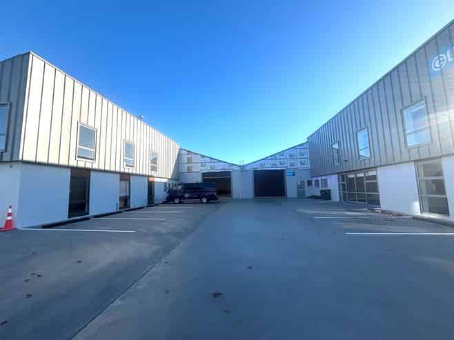 Waltham Reno: Prime Lease Location