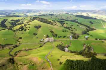 450 Komokoriki Hill Road, Makarau