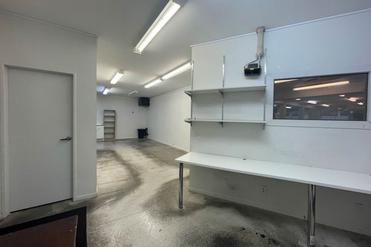 RETAIL NEAR WESTCITY SHOPPING CENTRE IN HENDERSON - Ansicht 5