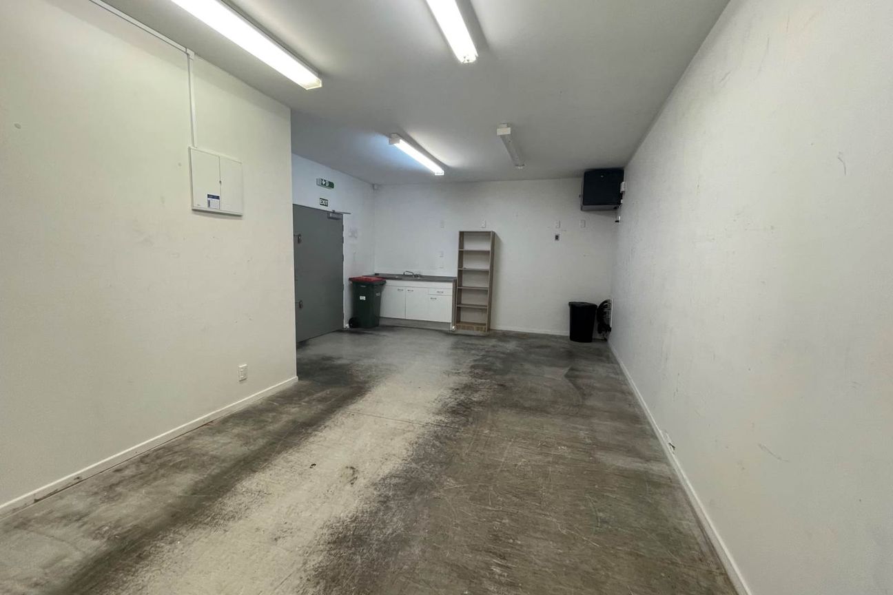 RETAIL NEAR WESTCITY SHOPPING CENTRE IN HENDERSON - Ansicht 6