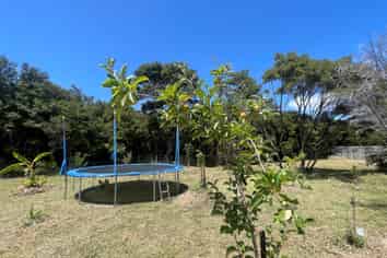 9 Whangaparapara Road, Great Barrier Island