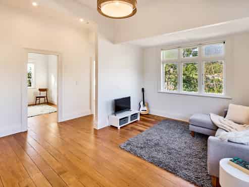 237 Main Road, Tawa
