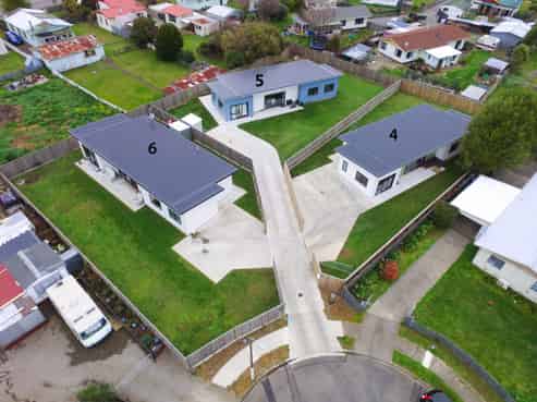 4, 5 and 6 Gibson Place, Dannevirke