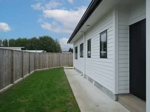 6 Gibson Place, Dannevirke