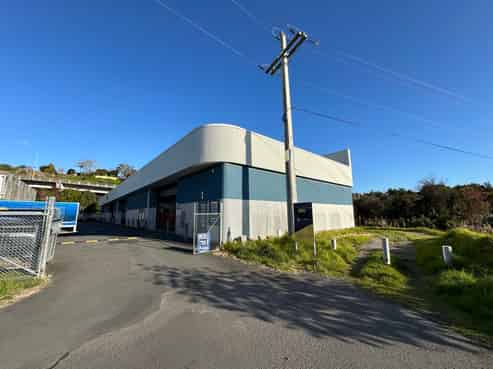 Road frontage unit - take one or both!