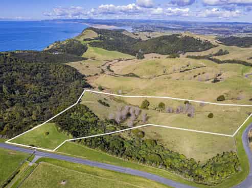 12 Tuaraki Road, Mangawhai Heads