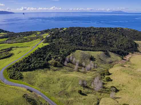 12 Tuaraki Road, Mangawhai Heads