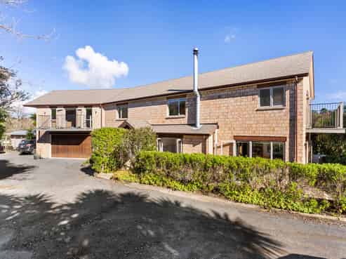 371 Whitford Road, Whitford