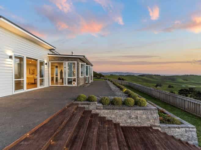 132 Waller Road, Pukekohe
