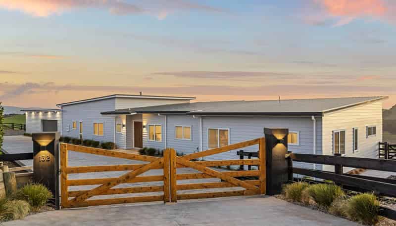 132 Waller Road, Pukekohe