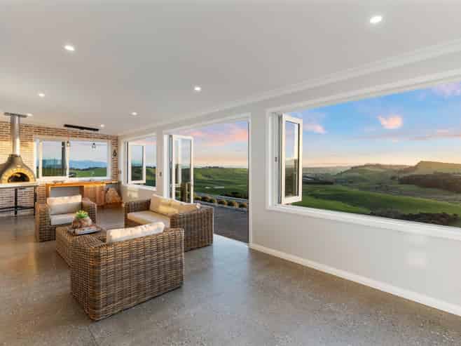 132 Waller Road, Pukekohe