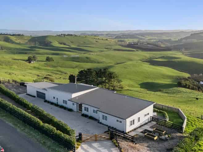 132 Waller Road, Pukekohe