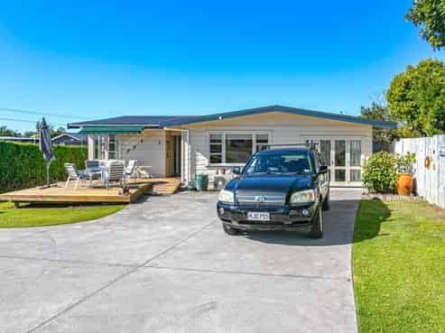 352 Main Road, Tairua