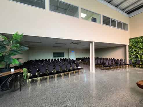 Showroom, Warehouse Plus Office