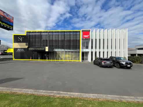 Showroom, Warehouse Plus Office