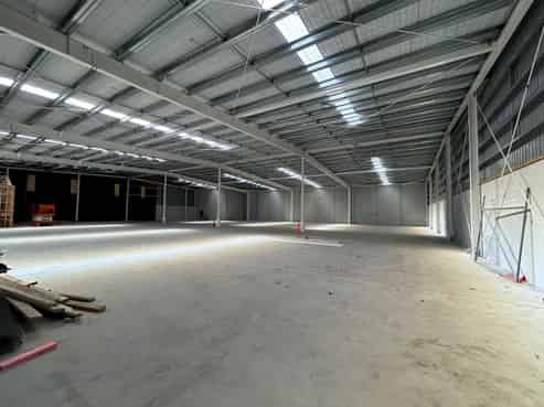 New 900m2 Adjacent to SH2