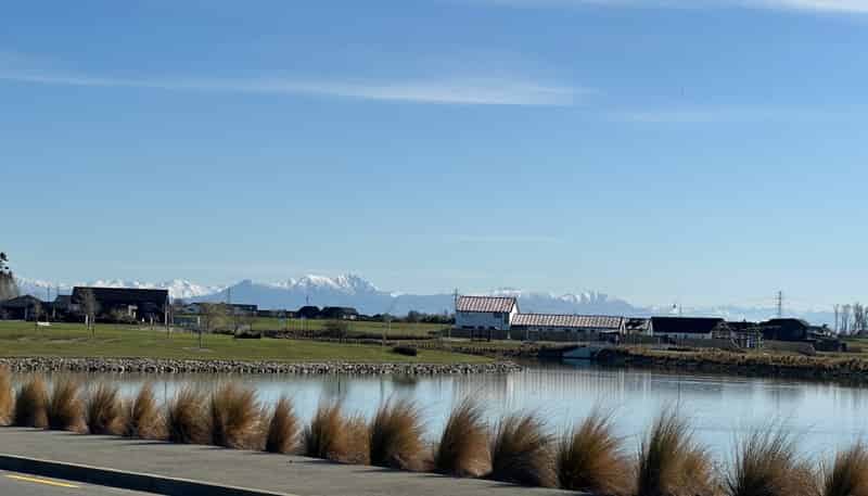 2 Ash Lane, Lake Hood, Ashburton