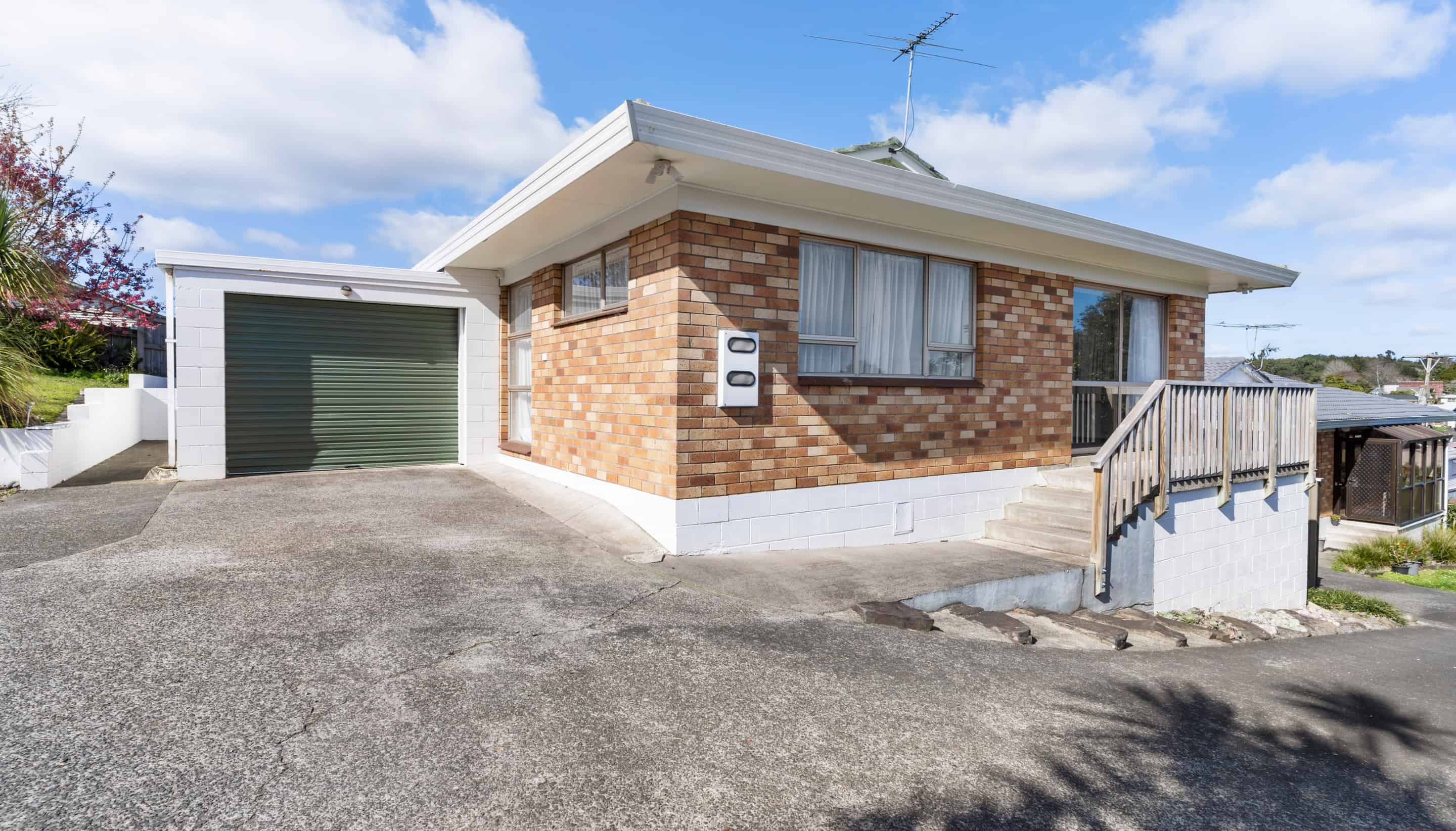 Sold 2/9 Nelson Street, Papakura realestate.co.nz