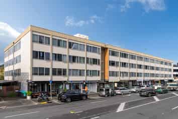 94 Dominion Road, Mount Eden