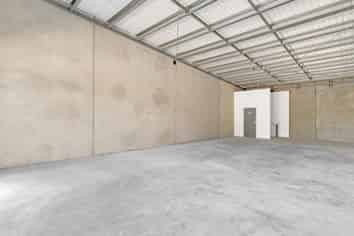 Prime retail opportunity - Diamond Harbour