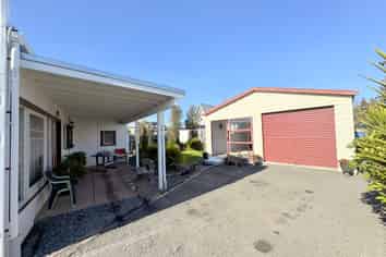 42 Higginson Street, Otane