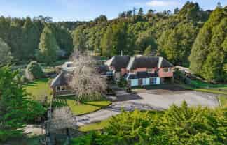 Charming Bed & Breakfast, Business & Private House