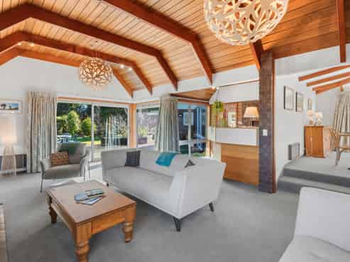 Charming Bed & Breakfast, Business & Private House