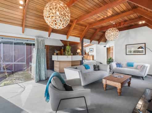 Charming Bed & Breakfast, Business & Private House