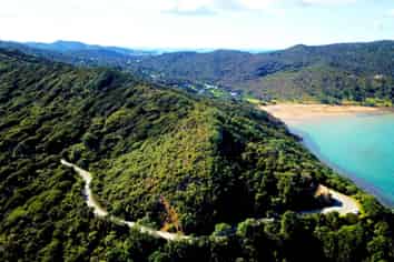 552 Blind Bay Road, Great Barrier Island