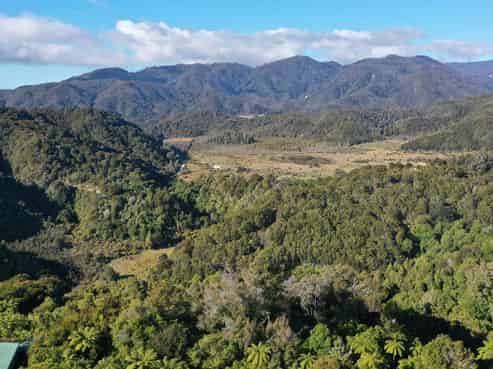 188 Awaroa Road, Abel Tasman