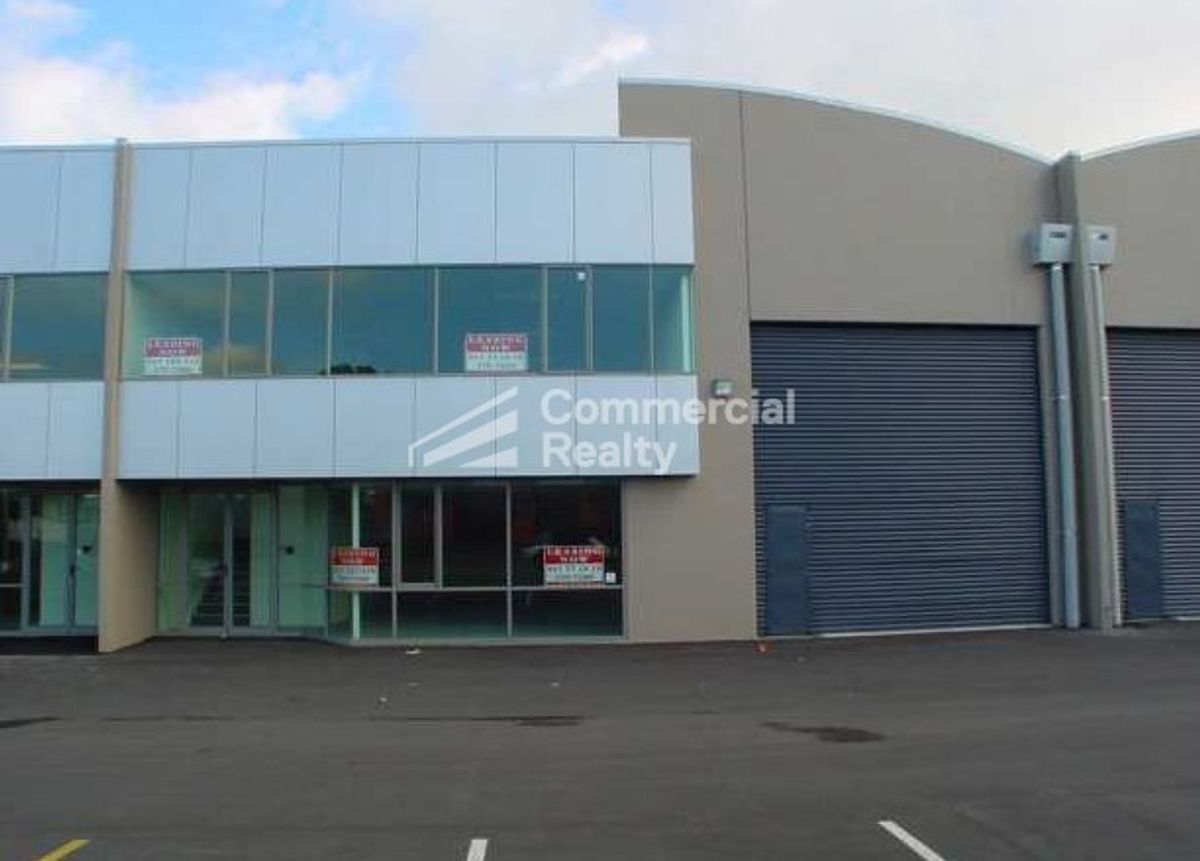 590 Sqm Showroom & Warehouse