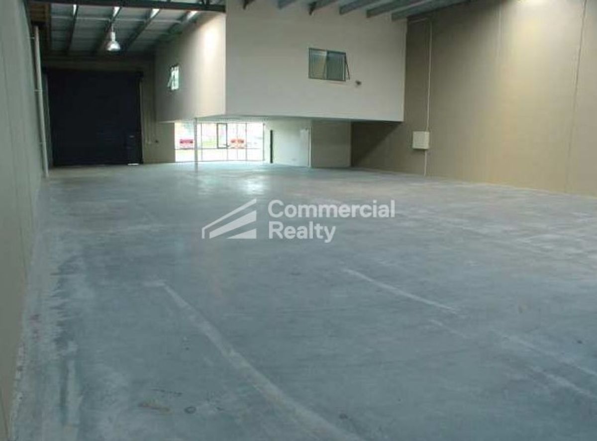 590 Sqm Showroom & Warehouse - Ansicht 3