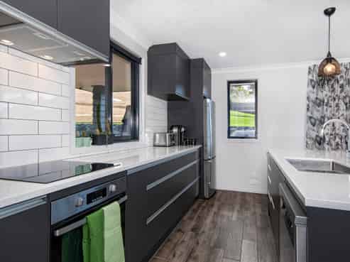 23 Melody Lane, Horahora