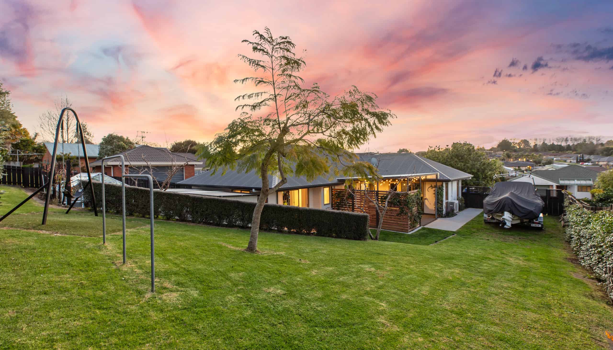 Sold 88 Cheyne Road, Pyes Pa realestate.co.nz