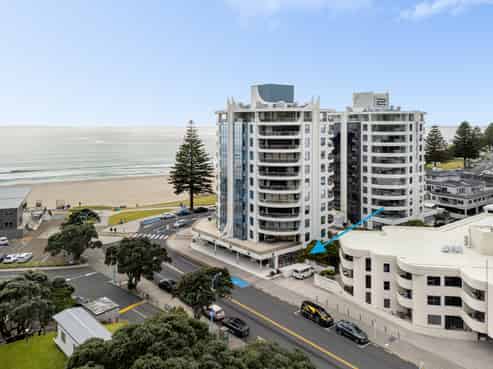 Beachfront retail/hospitality - occupy or invest