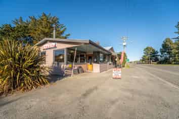 $399,000 Plus GST (if any) - Vendors NEED SOLD!